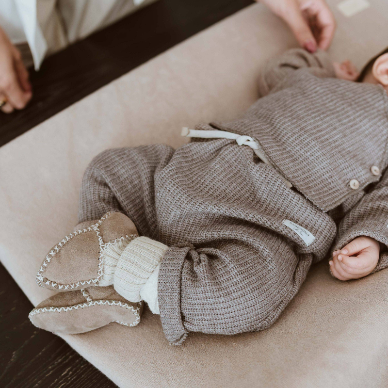 Twinset con apertura incrociata - SOFT BROWN
