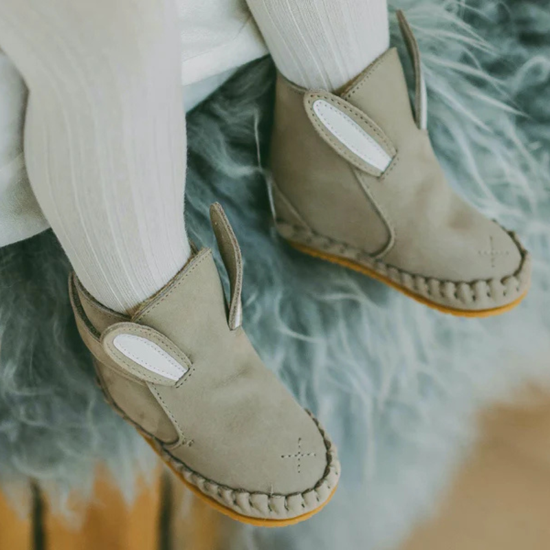 Kapi Classic Booties | Bunny | Taupe Nubuck